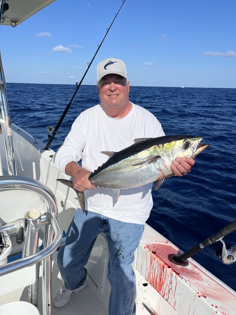 Tuna chunking offshore